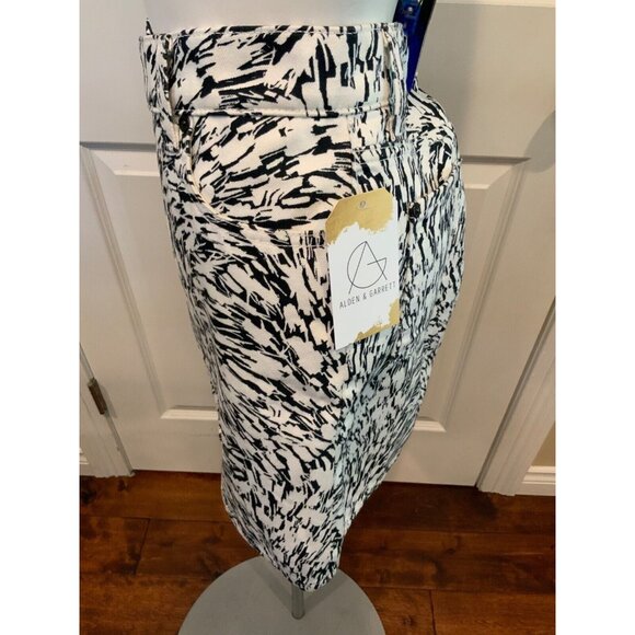7 For All Mankind  White & Black Denim Brushstroke Print Skirt, Size 28, NWT! - Picture 4 of 8